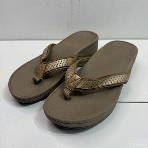 Vionic Womens Size 9 Brown Platform Sandals Bronze Studded Straps